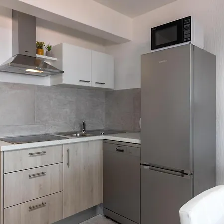 Apartment Beautiful With Swimming Pool And Balcony Crikvenica